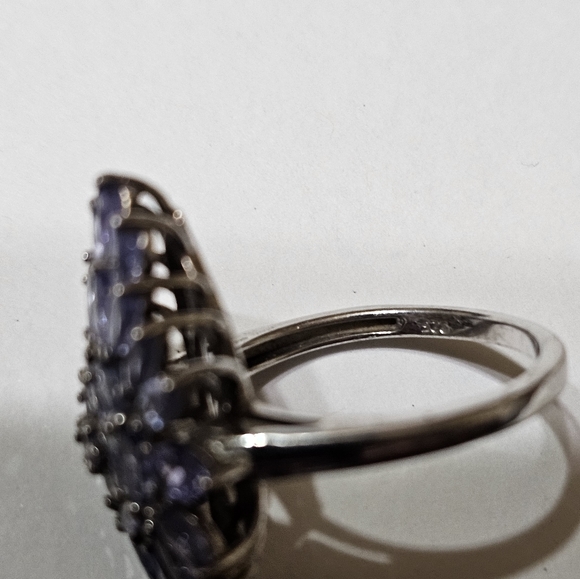 Genuine 4.35 Carat Tanzanite Cluster Ring in Sterling Silver Size 8 😍 - Picture 10 of 11